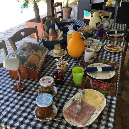 La Damiche Bed and Breakfast